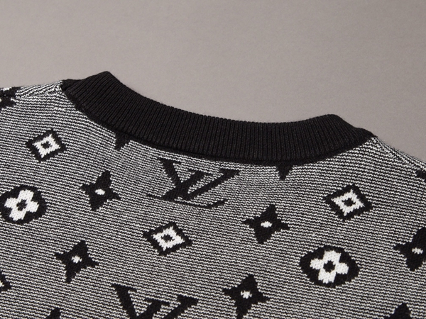 ブランドセーター着用イメージ